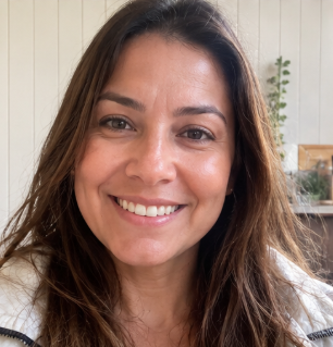 Marcela V. · Santiago